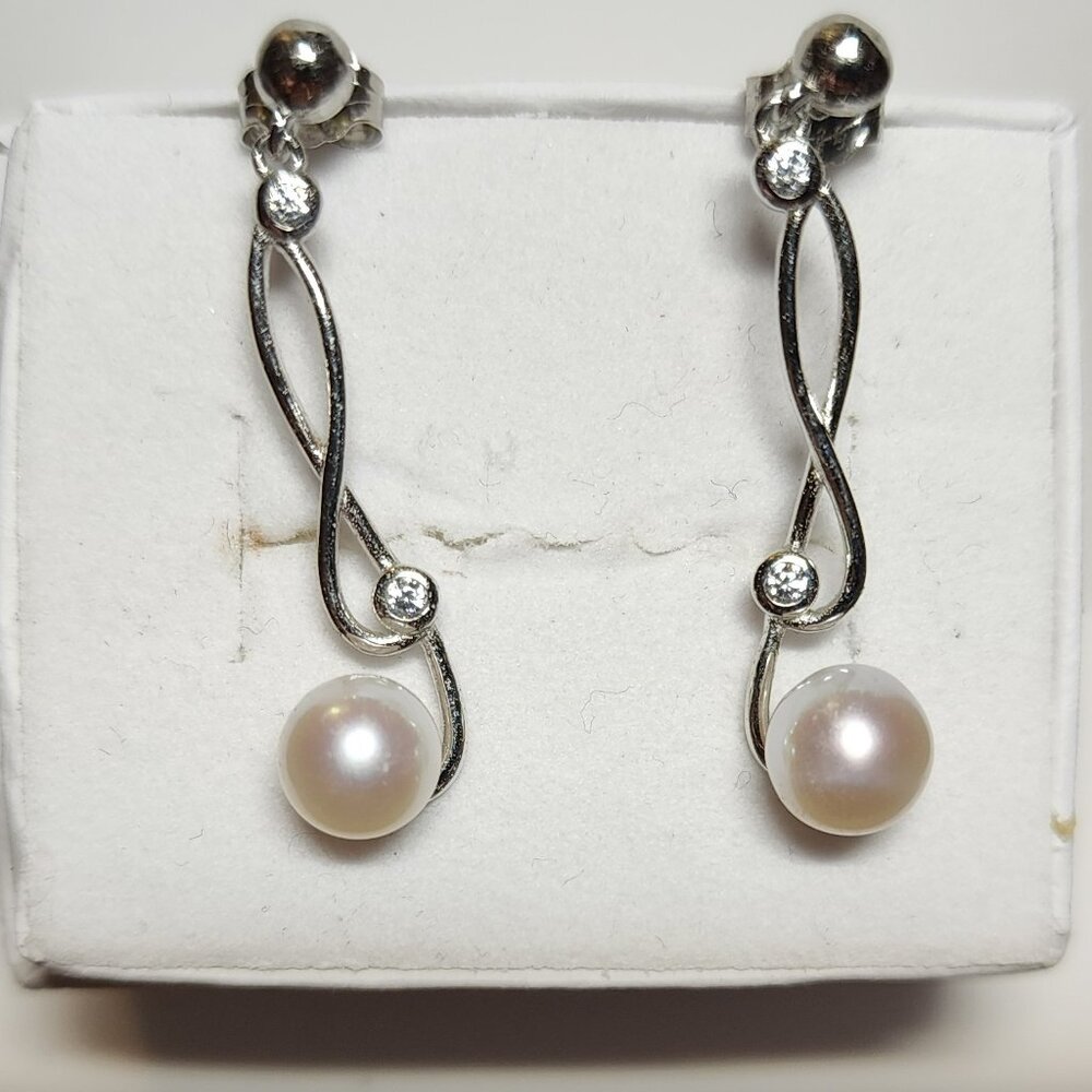 Treble Cleft Dangle Earrings - image 1